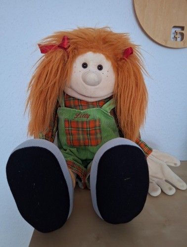 Living puppets lilly - living, "lilly"