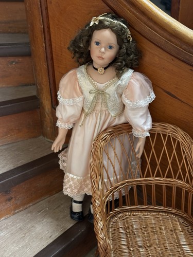 Victoria künstlerpuppe - victoria,